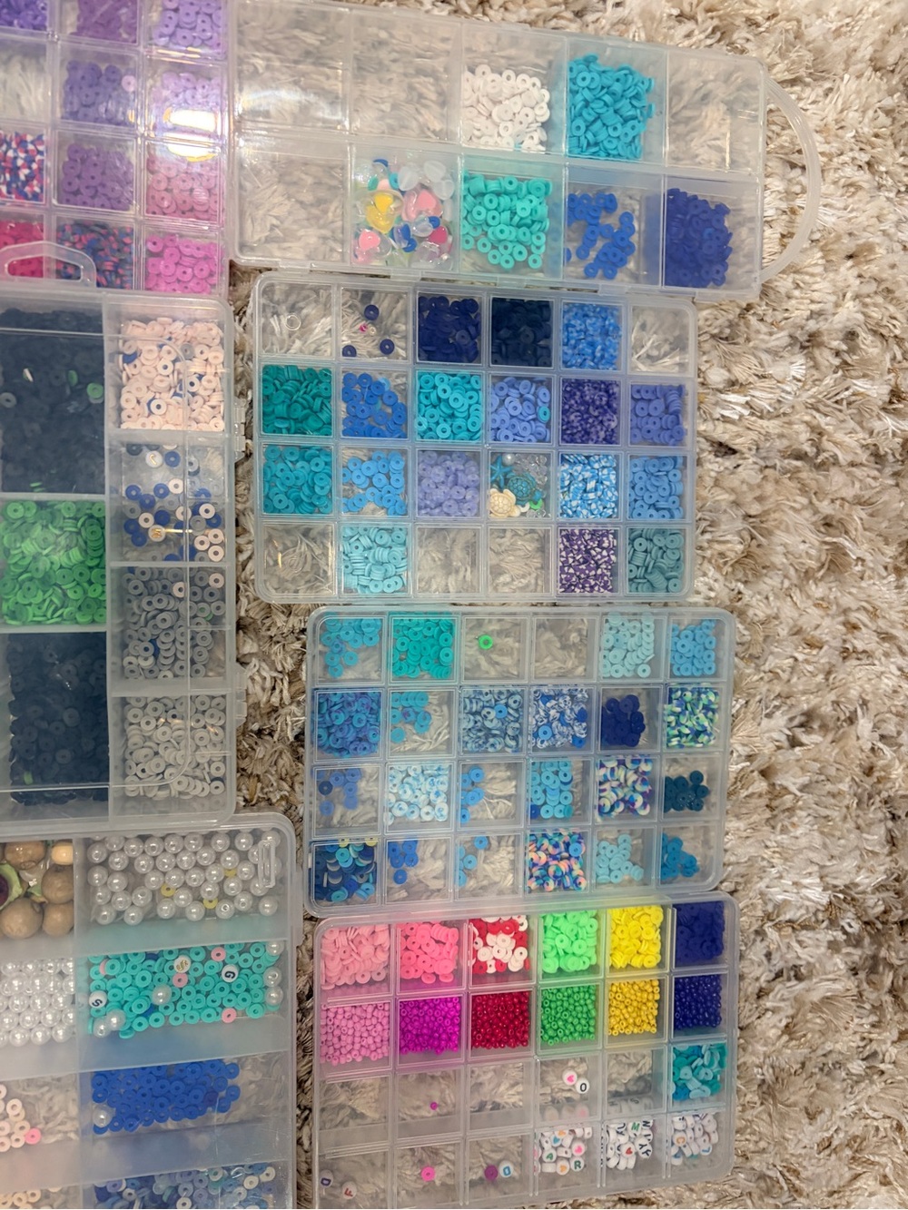 Clear Plastic Compartment Storage Box - Multi-Color Bead Organizer - Picture 2 of 4